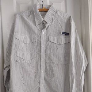 Men's Columbia Size XL Button down shirt Long sleeves